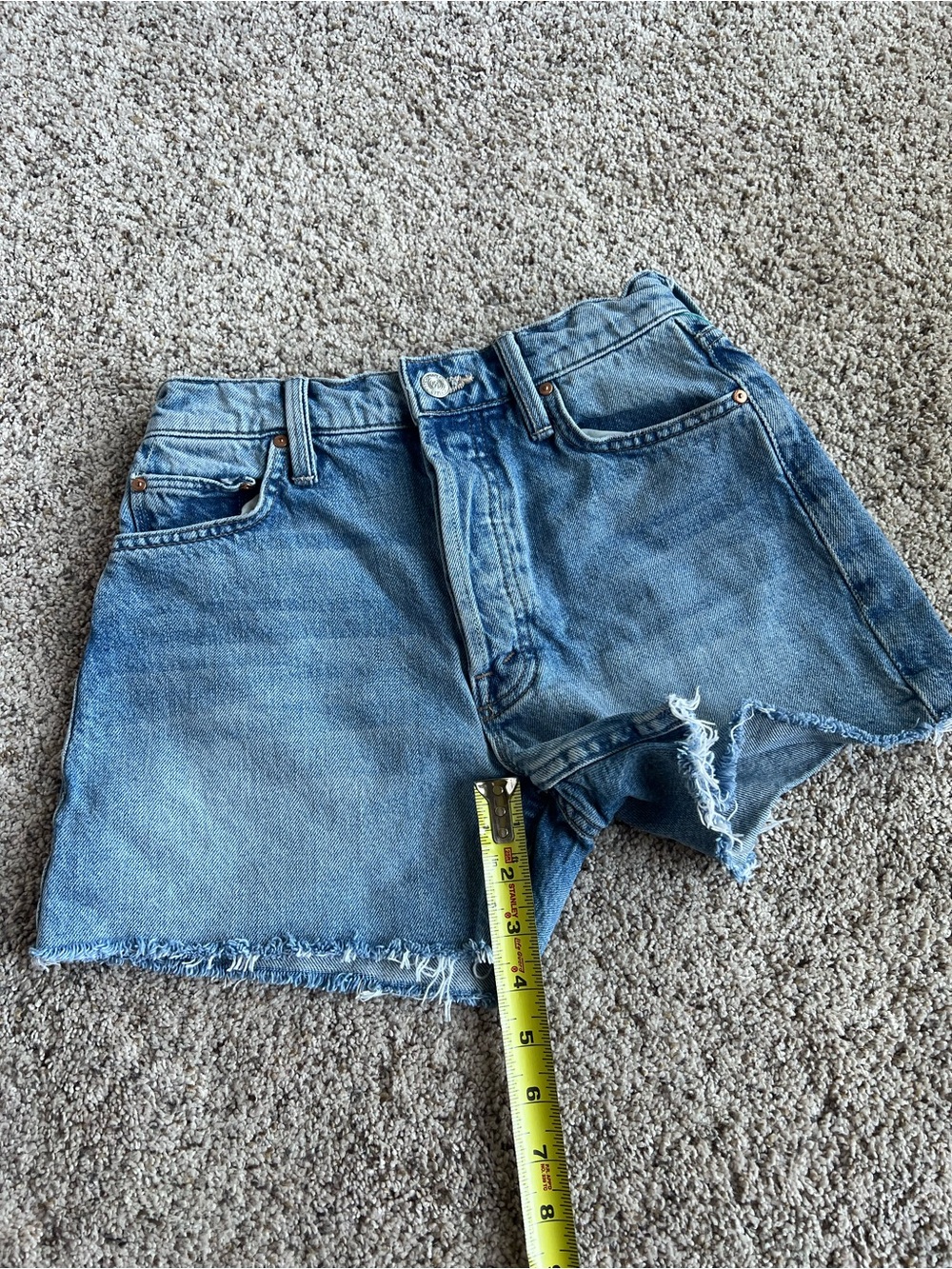 MOTHER The Skipper Short N’ Long Fray Denim Cutoff Shorts. Size 23 - Picture 9 of 9